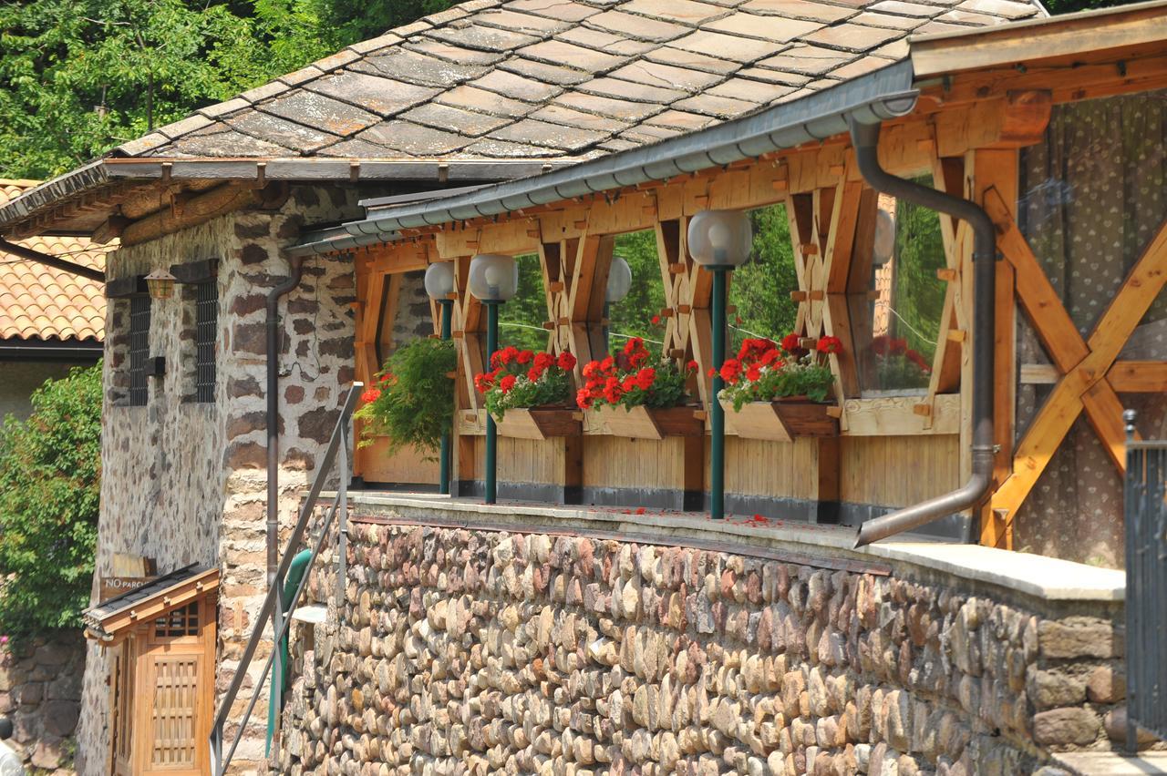 Albergo Garni' Laura Baselga di Pinè المظهر الخارجي الصورة